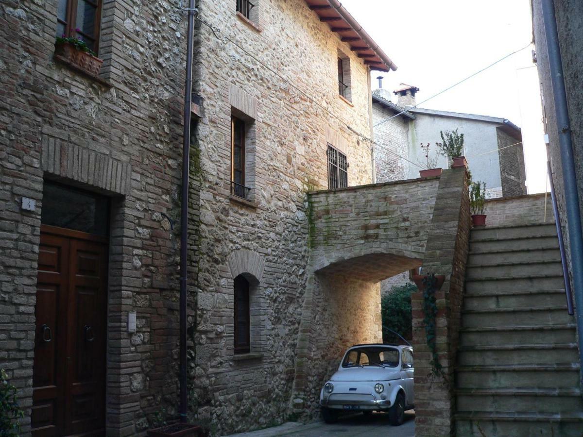 Bilocale Verde Umbria 몬테카스트릴리 외부 사진